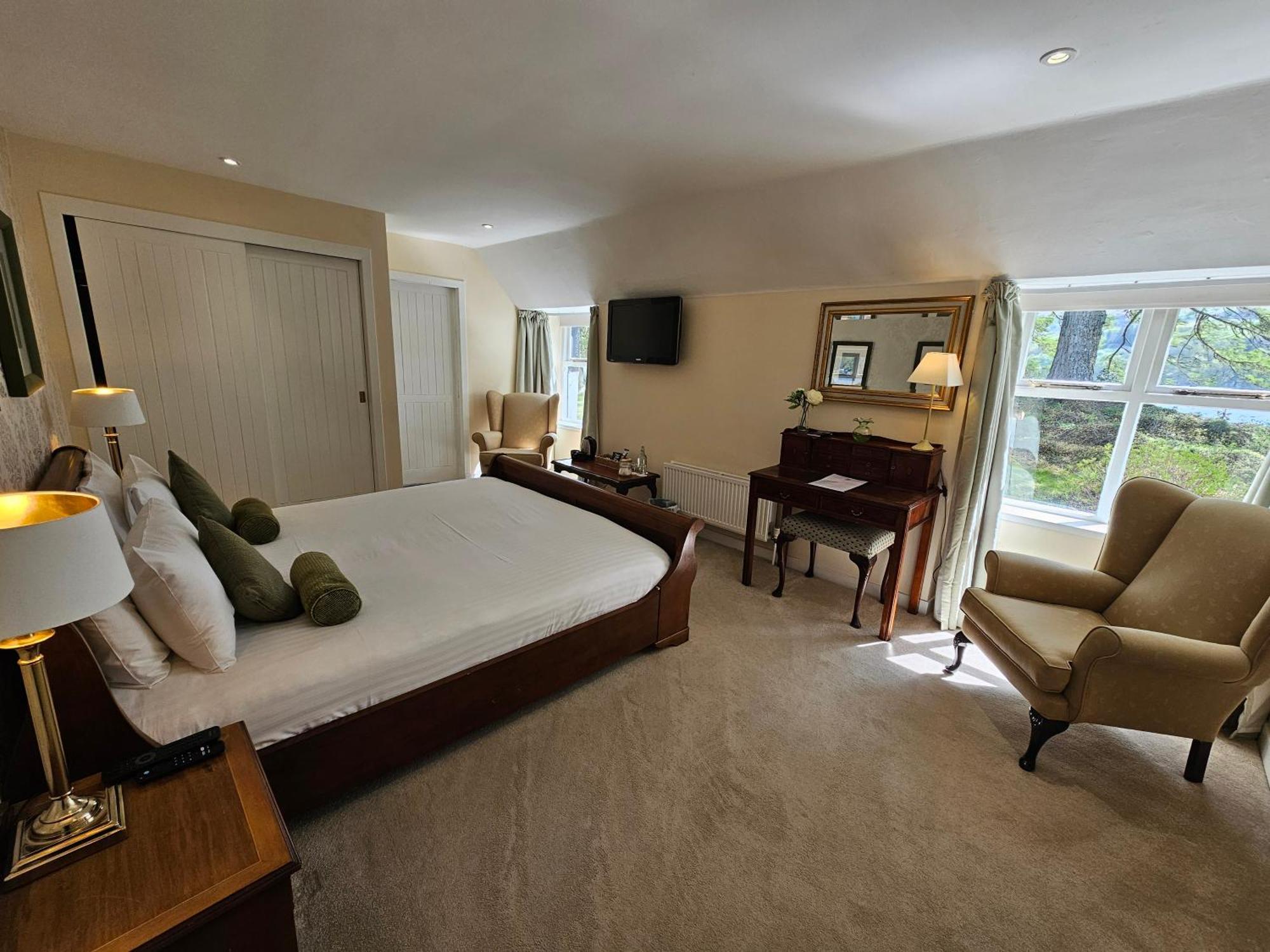 Taychreggan Hotel Portsonachan Bagian luar foto