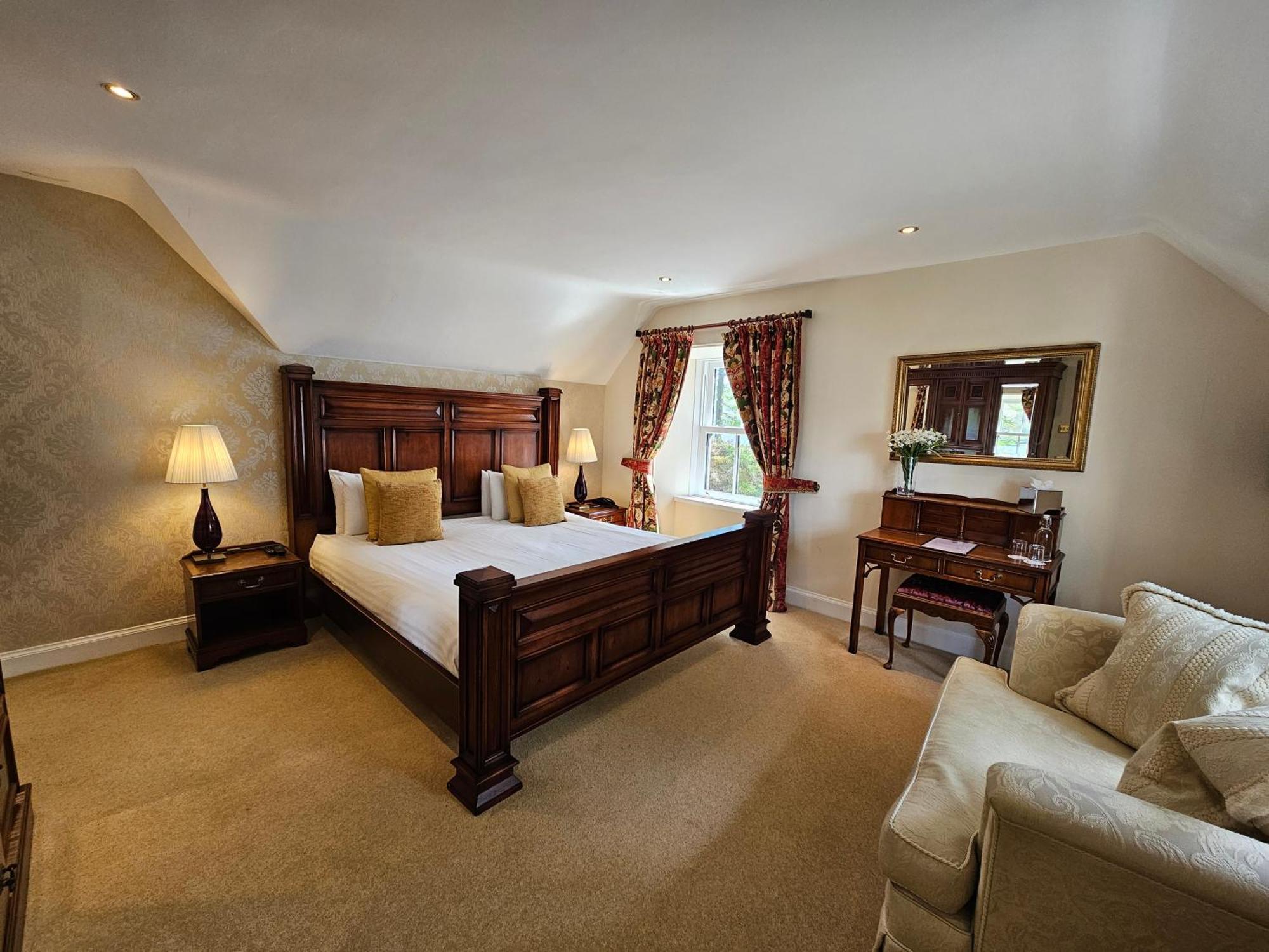 Taychreggan Hotel Portsonachan Bagian luar foto