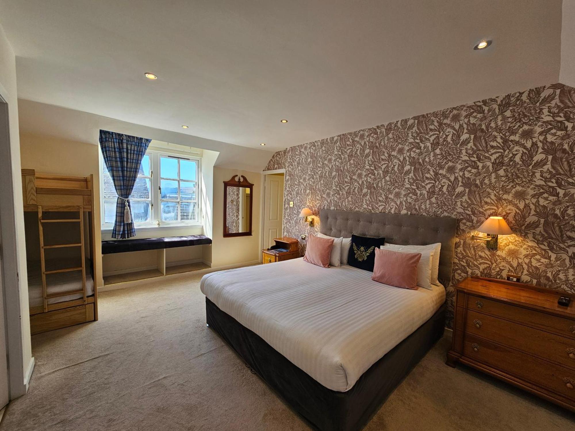 Taychreggan Hotel Portsonachan Bagian luar foto
