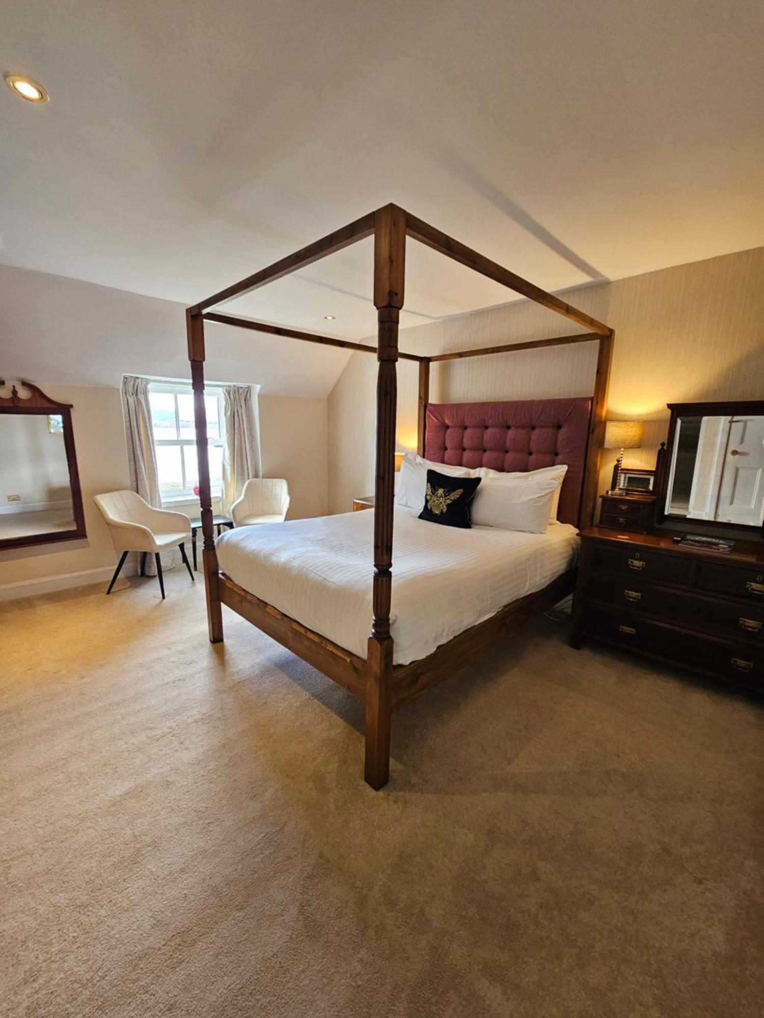 Taychreggan Hotel Portsonachan Bagian luar foto