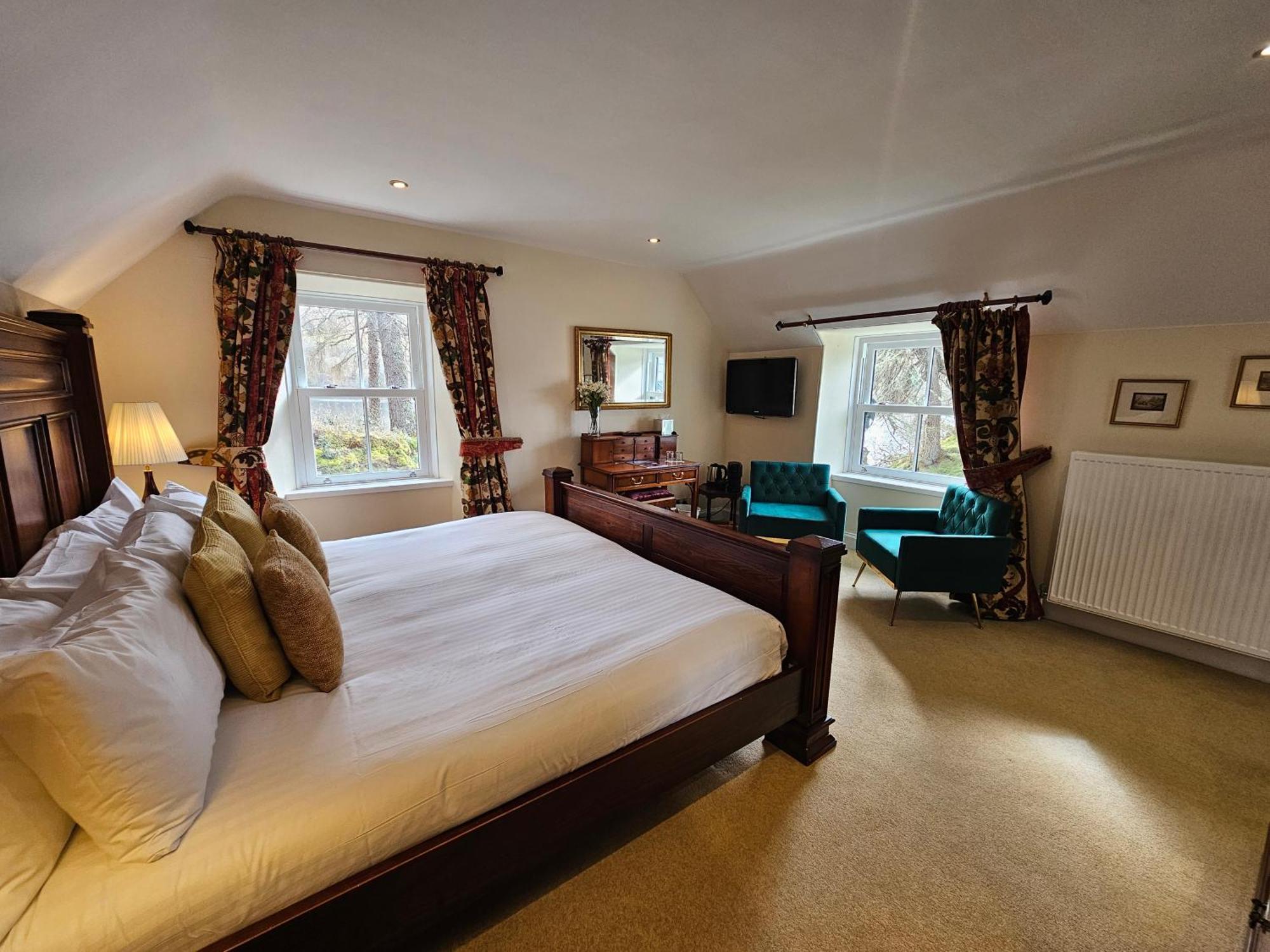 Taychreggan Hotel Portsonachan Bagian luar foto